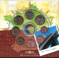 Франция ЕВРО набор из 8-ми монет и жетона с эмалью 2005 год 