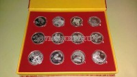 Китай набор из 12-ти монетовидных жетонов 2002-2013 годы лунный календарь PROOF в подарочной коробке